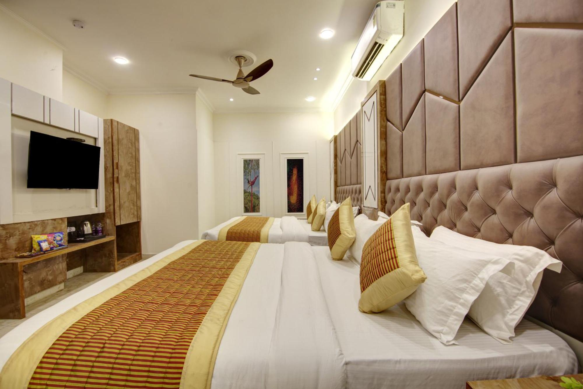 Bless Inn - Near Connaught Place New Delhi Exterior photo