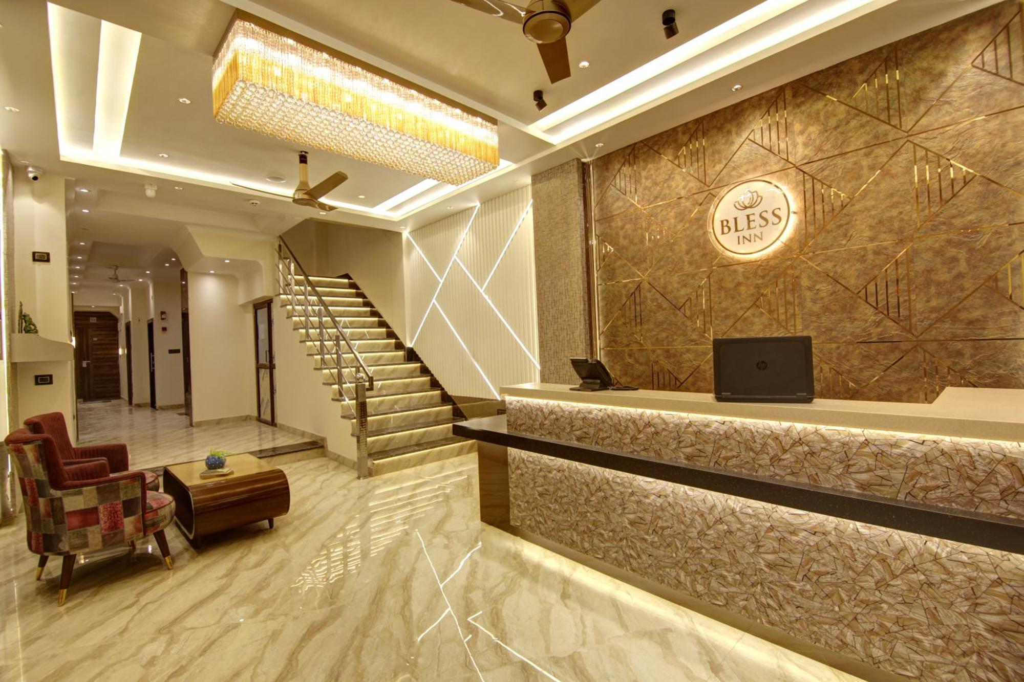 Bless Inn - Near Connaught Place New Delhi Exterior photo