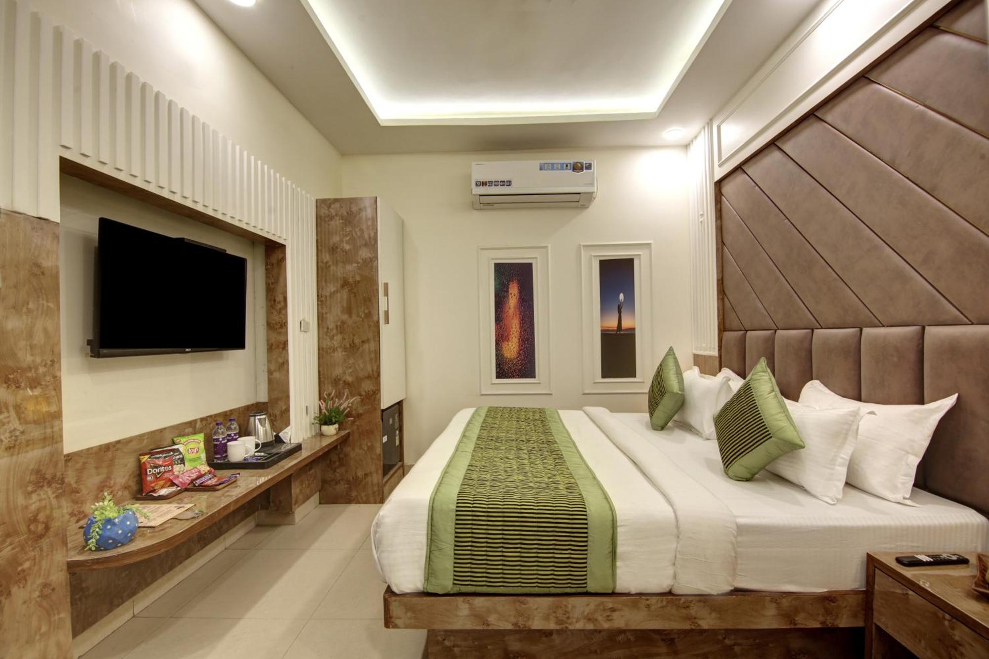 Bless Inn - Near Connaught Place New Delhi Exterior photo