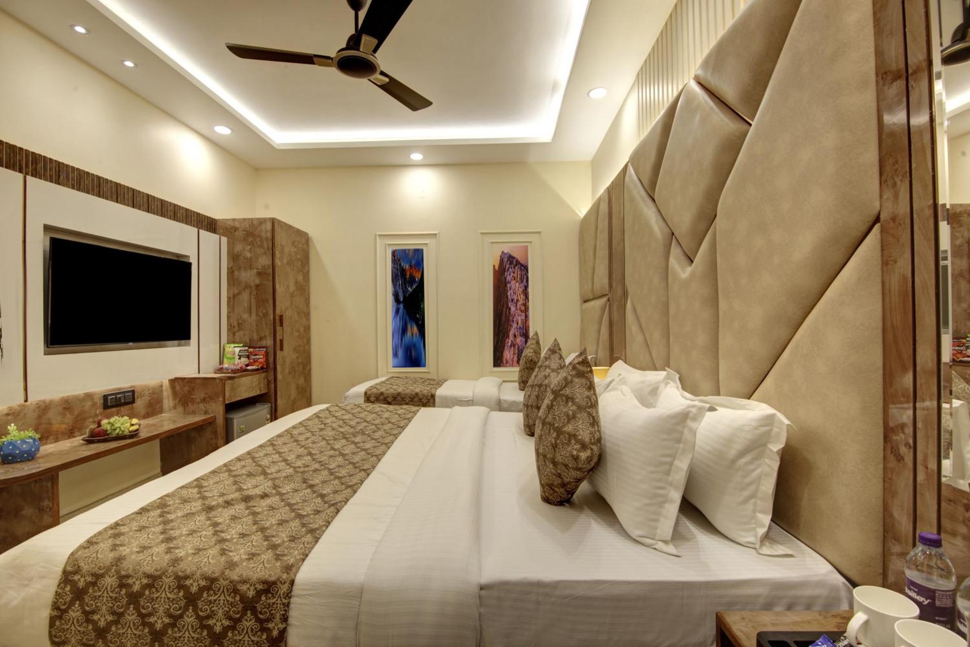 Bless Inn - Near Connaught Place New Delhi Exterior photo