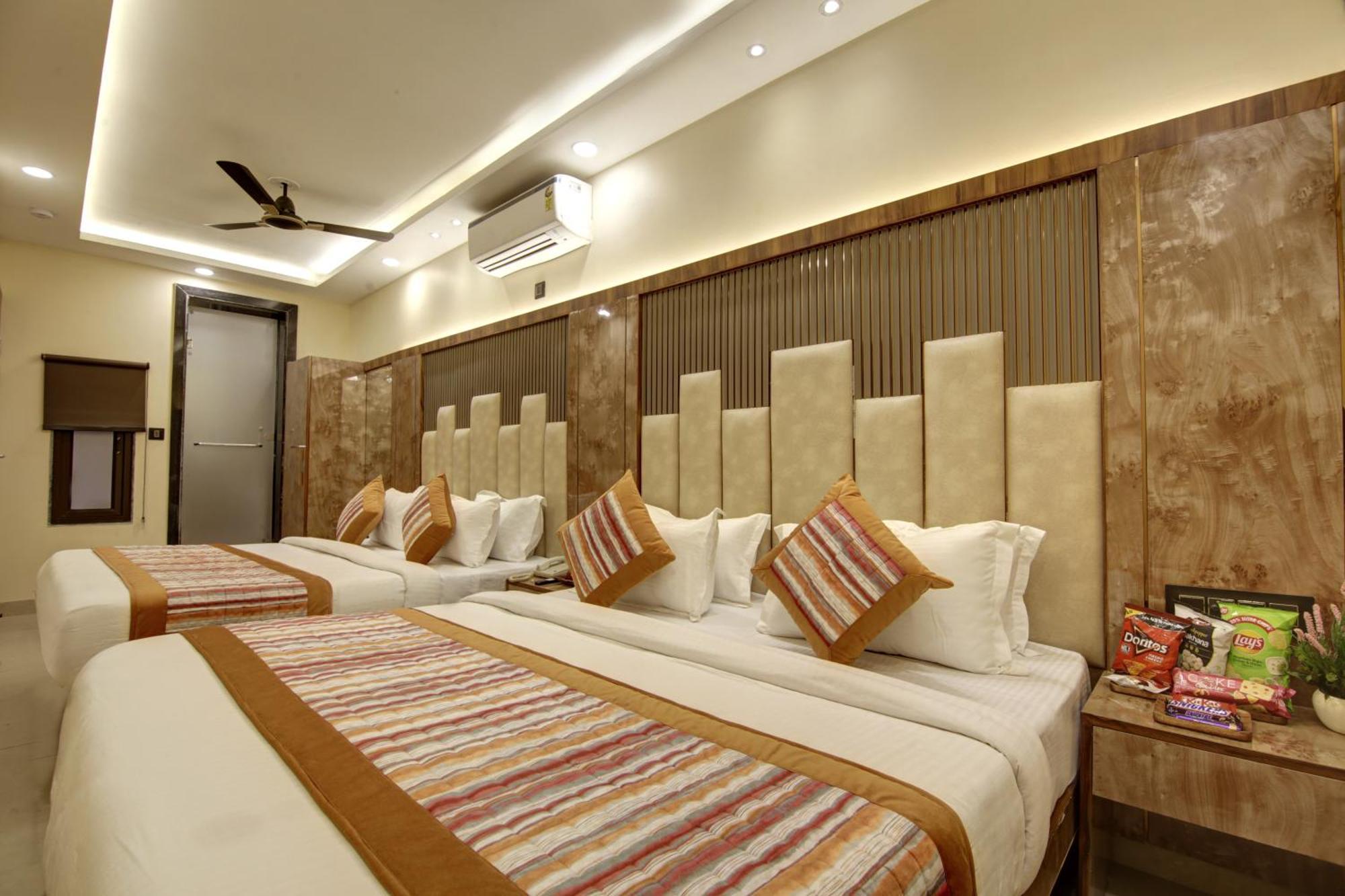 Bless Inn - Near Connaught Place New Delhi Exterior photo