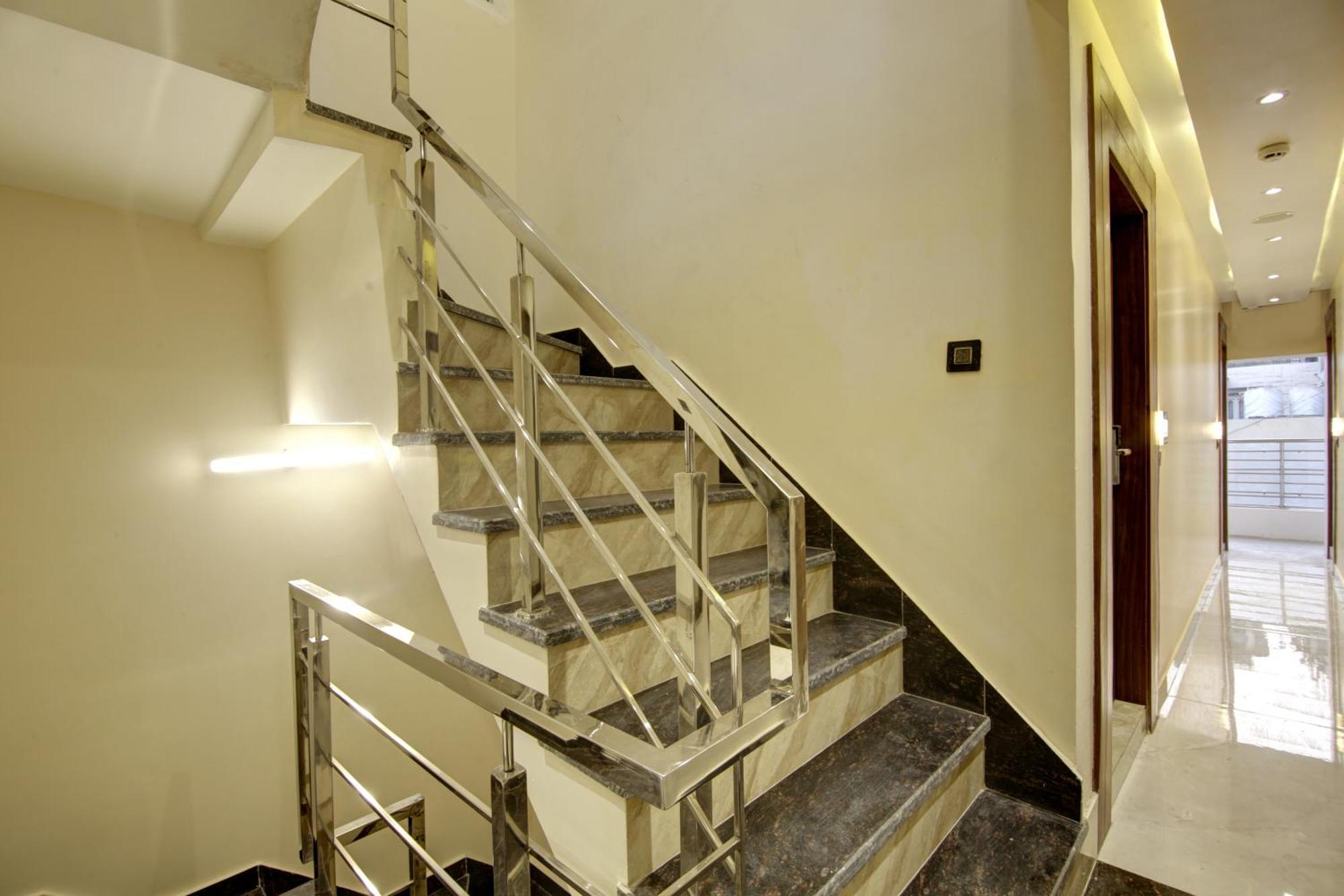 Bless Inn - Near Connaught Place New Delhi Exterior photo