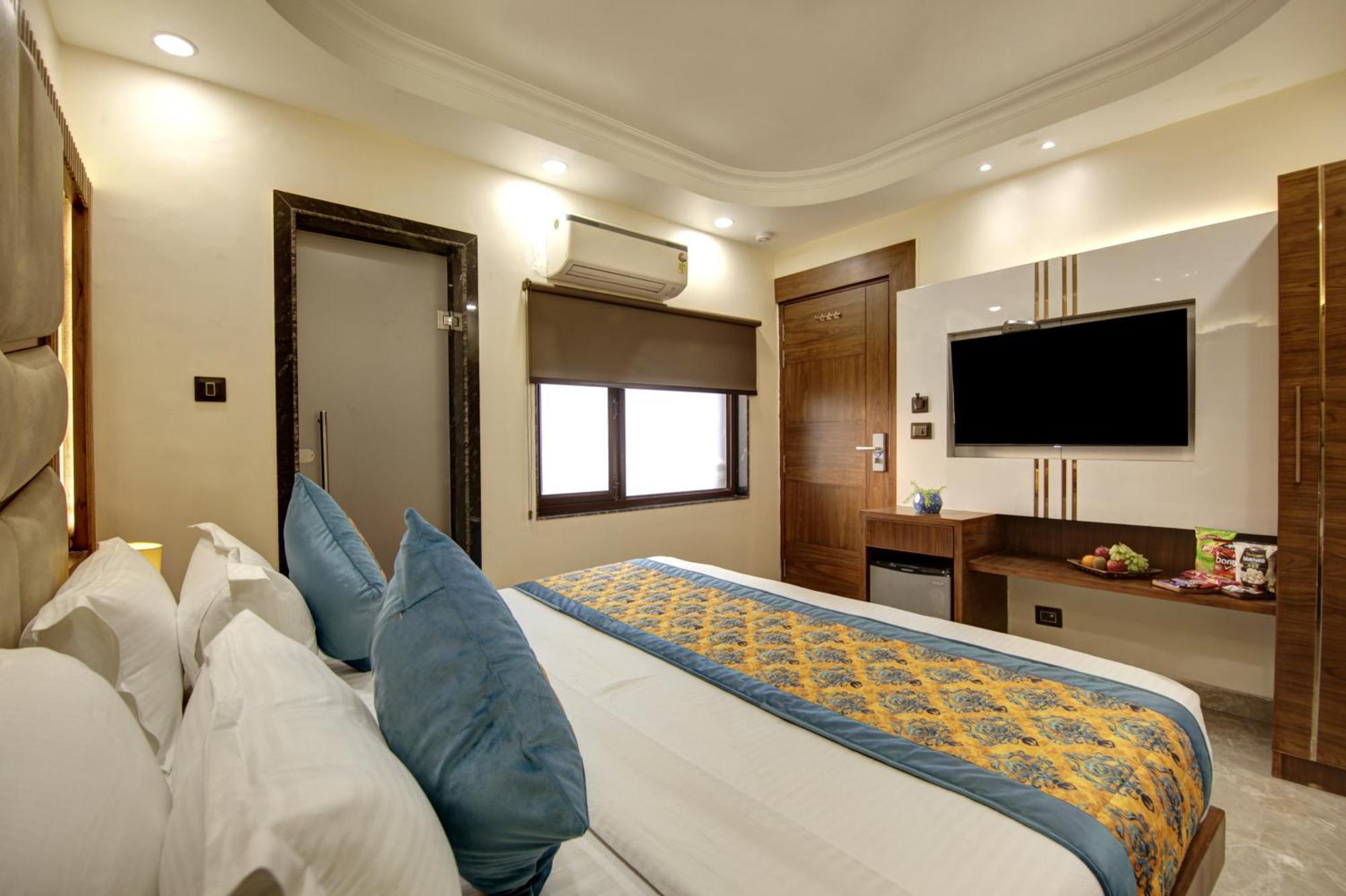 Bless Inn - Near Connaught Place New Delhi Exterior photo