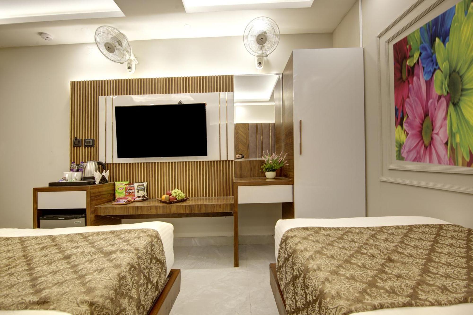 Bless Inn - Near Connaught Place New Delhi Exterior photo