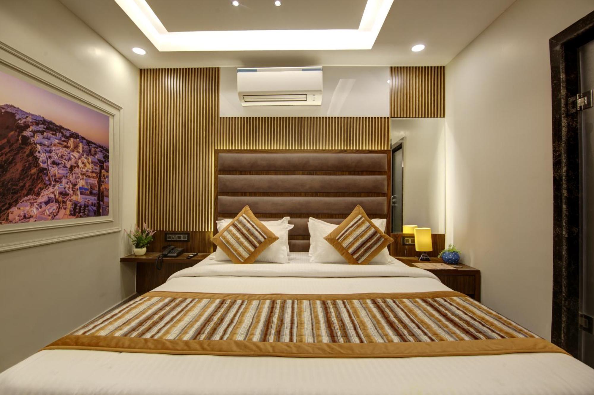 Bless Inn - Near Connaught Place New Delhi Exterior photo