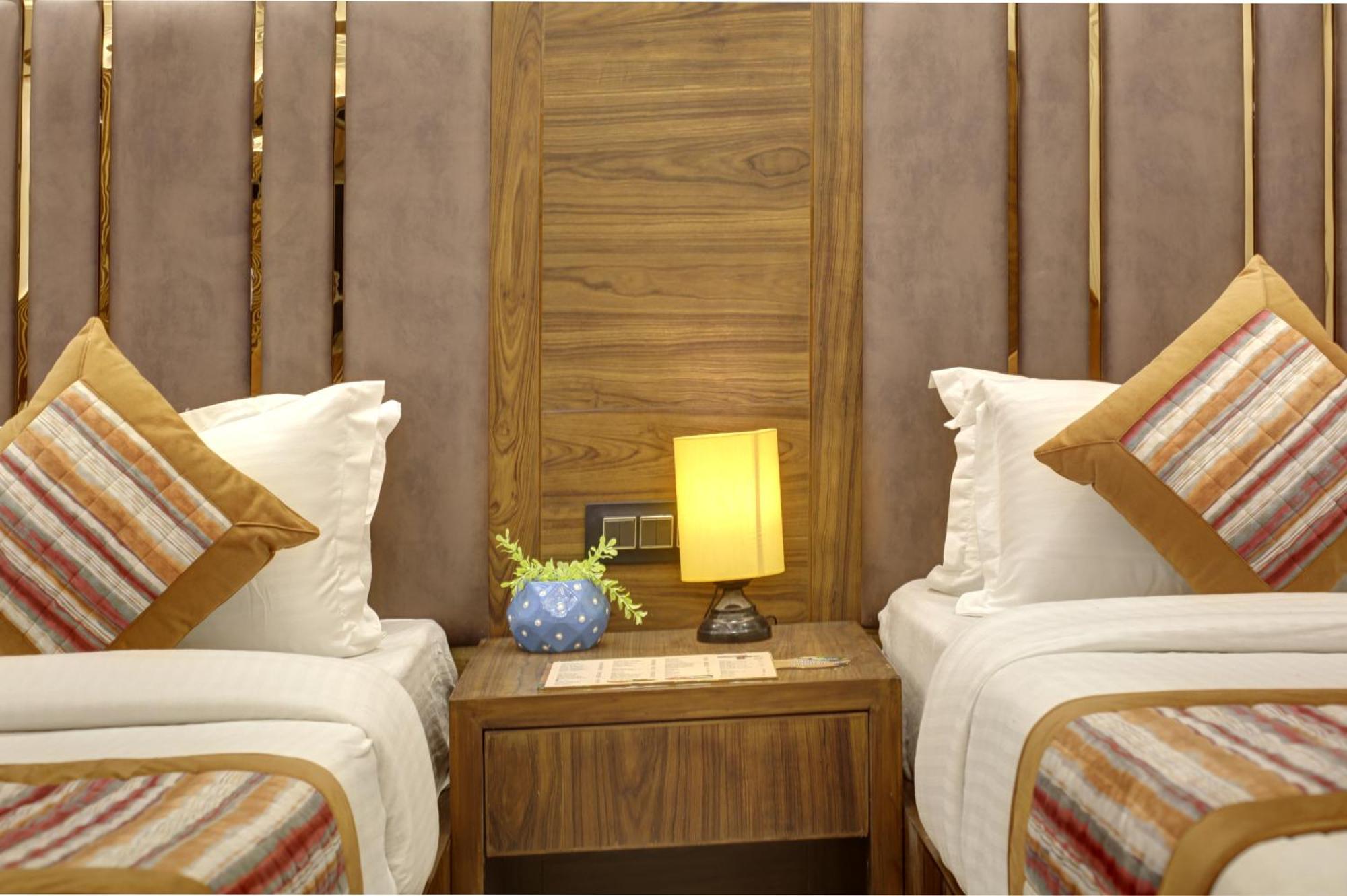Bless Inn - Near Connaught Place New Delhi Exterior photo