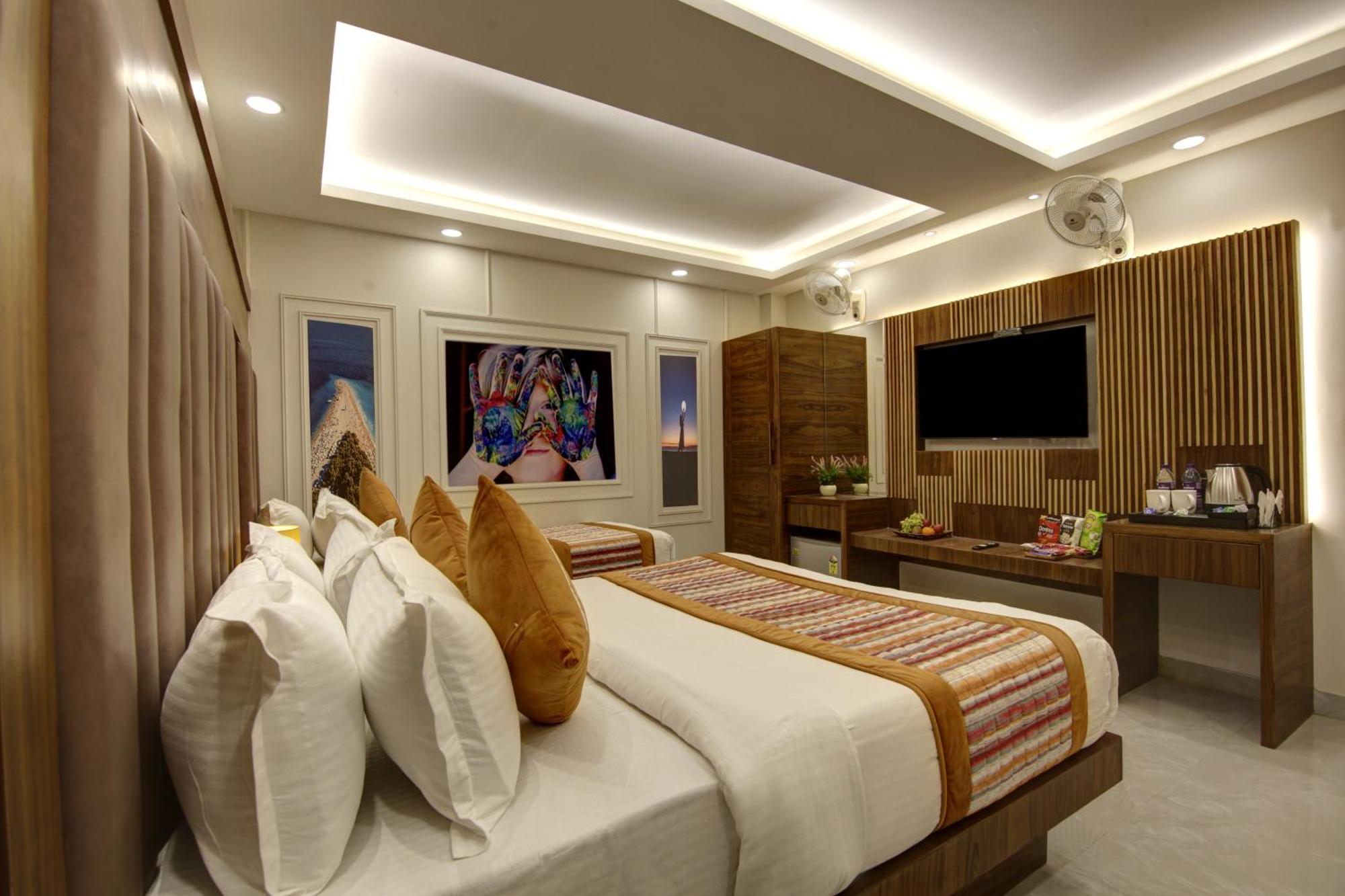 Bless Inn - Near Connaught Place New Delhi Exterior photo