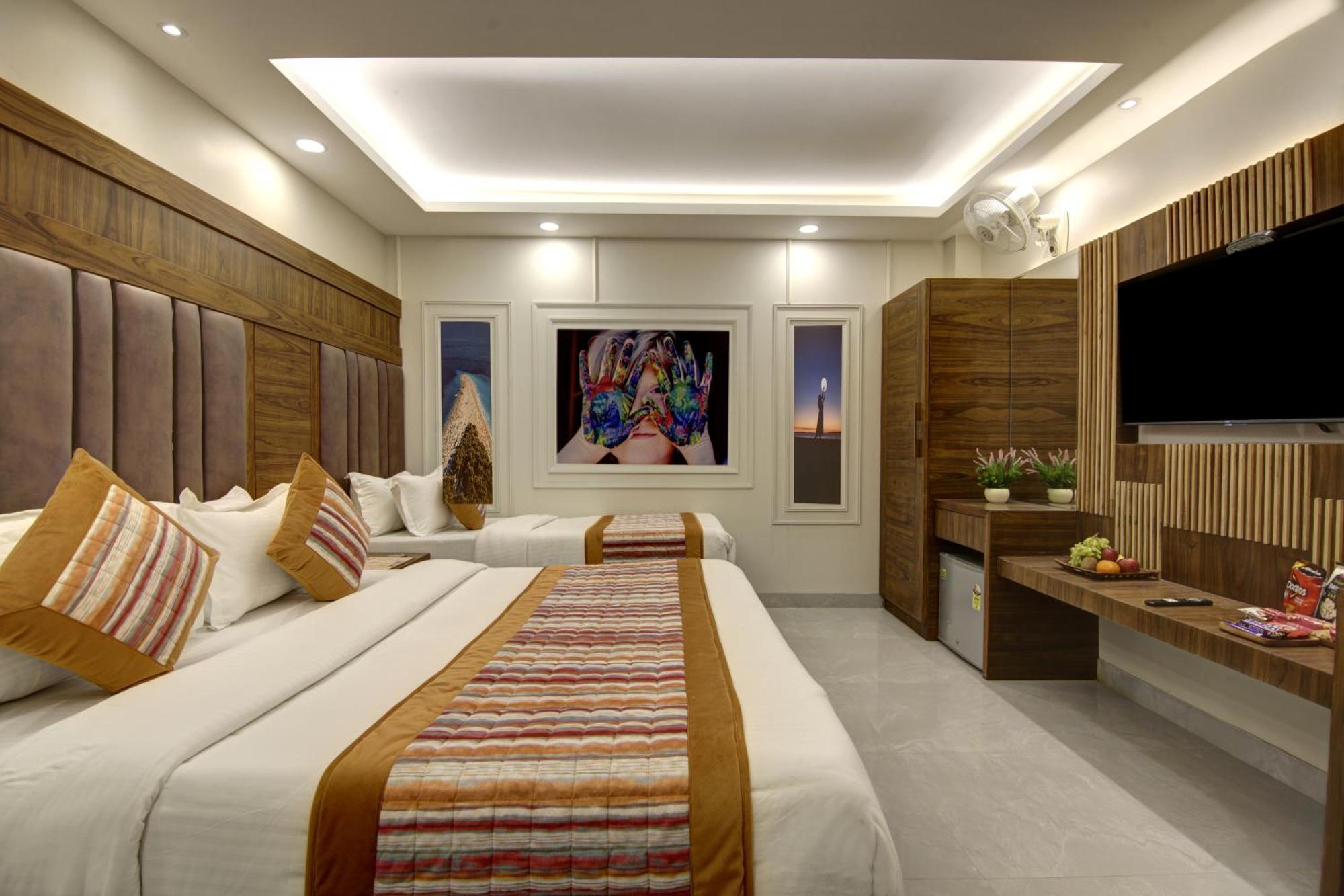 Bless Inn - Near Connaught Place New Delhi Exterior photo